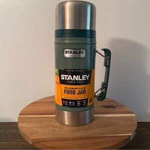 Stanley Classic 24 oz Vacuum Food Jar Thermos Camping Cookware Green NEW NWT